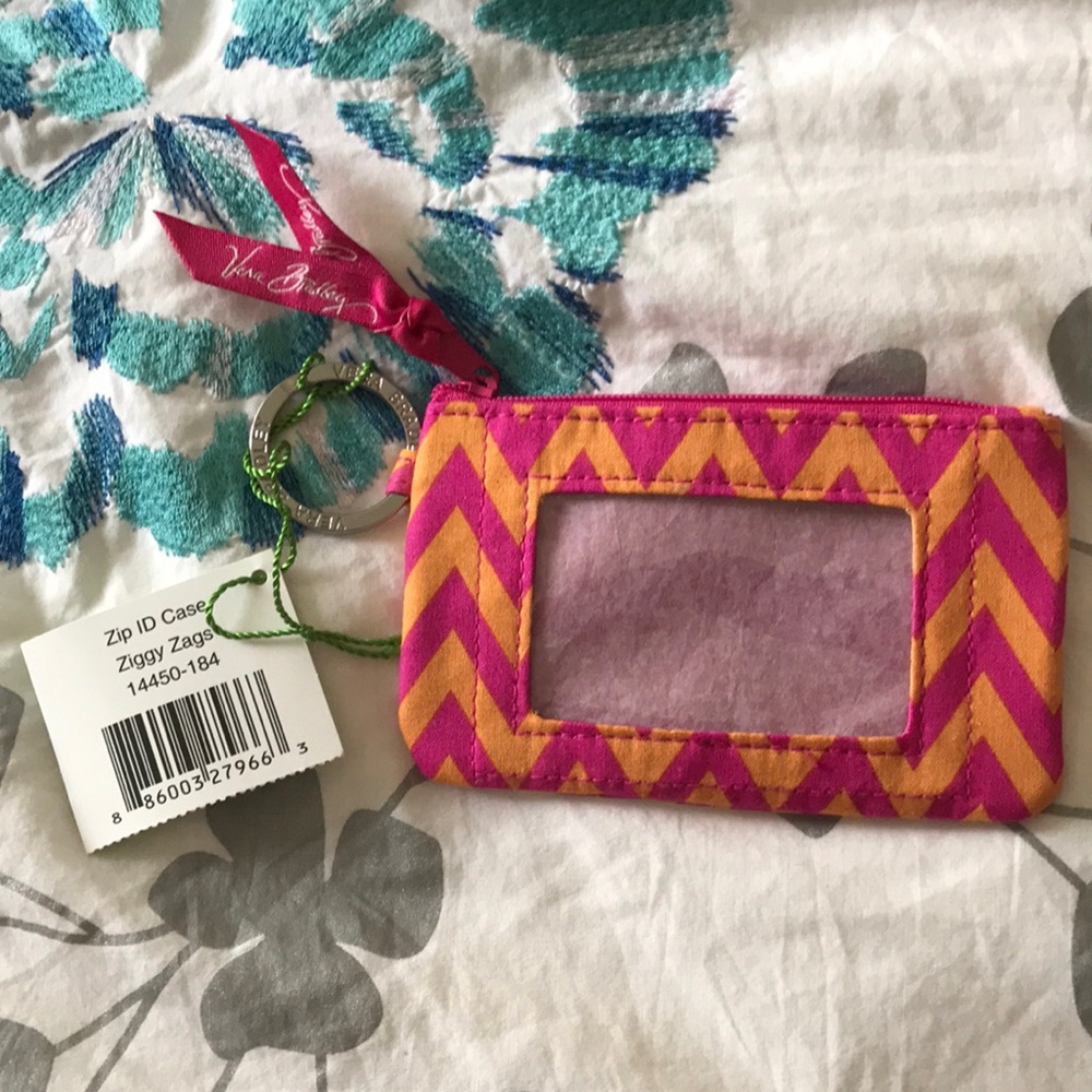 Vera Bradley NWT Zip ID Case